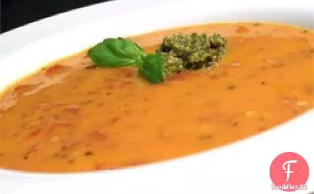 Creme von Tomatensuppe mit Pesto