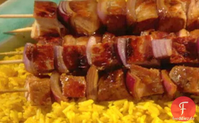 Singapur Schweinefleisch Satay mit Zitronen-Curry-Reis