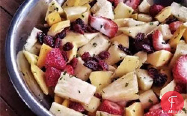Mango-Ananas-Salat mit Minze