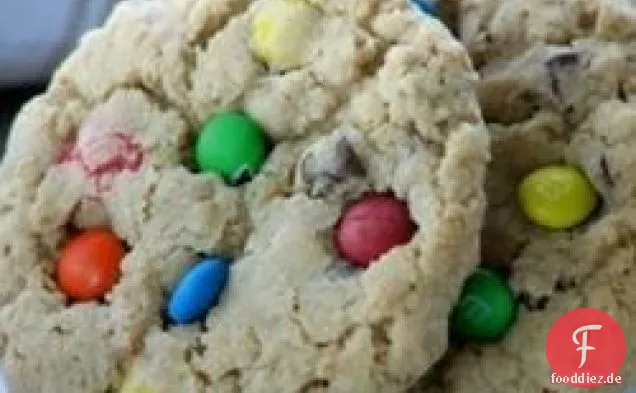 Linda ' s Monster Cookies