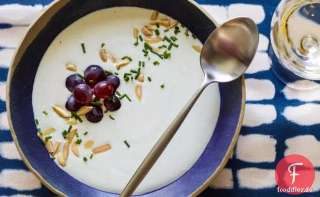 Gekühlte Weiße Gazpacho