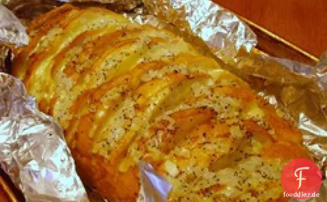 Cheesy BBQ Brot