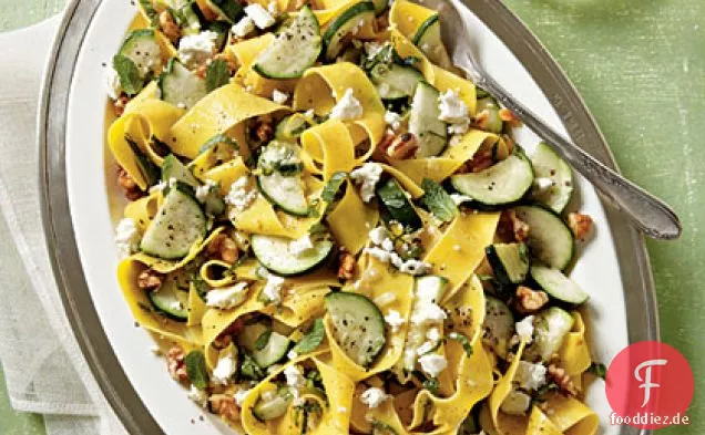 Zucchini-Minze-Pasta