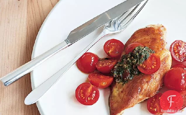 Huhn mit Kirschtomaten-Pesto-Sauce