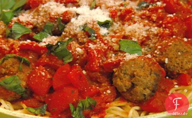Spaghetti und Fleischbällchen