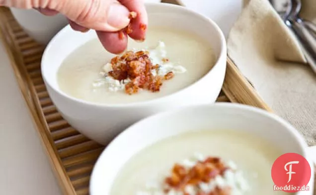 Cremige Blumenkohlsuppe mit Speck und Gorgonzola Rezept