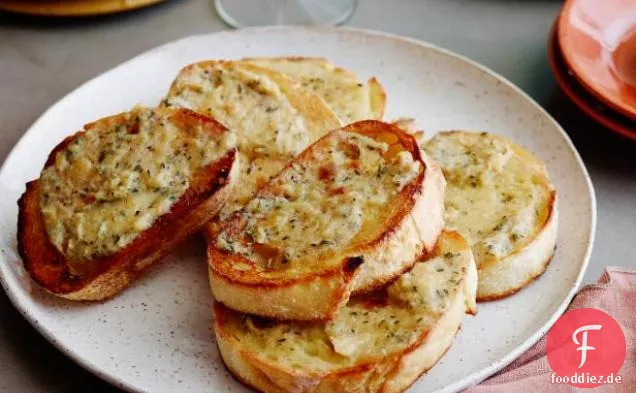 Geröstetes Knoblauchbrot