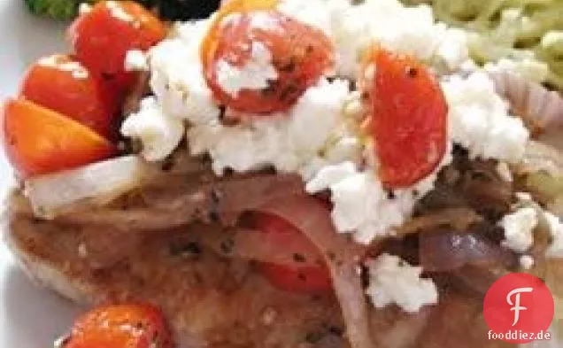 Schweinekoteletts mit Frischen Tomaten, Zwiebeln, Knoblauch und Feta