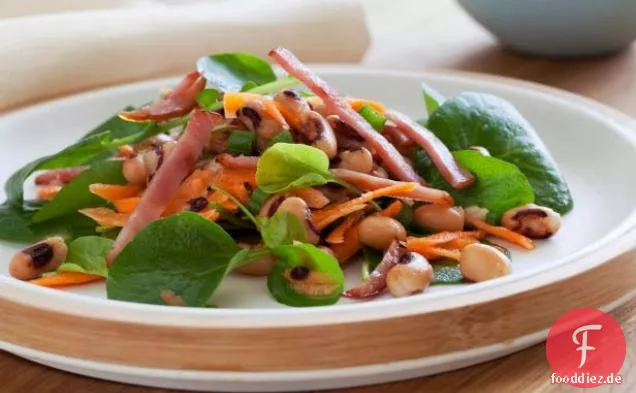 Black-Eyed Pea Salat mit kanadischem Speck