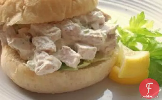 Grundlegender Hühnersalat
