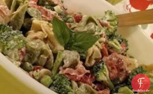 Tortellini, Speck Brokkoli-Salat