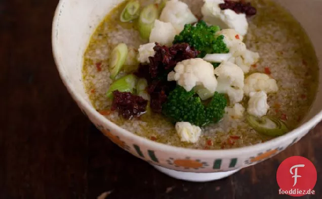 Zehn-Minuten-Couscous-Suppe Rezept