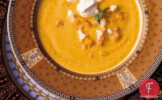 Curry-Butternut-Kürbis und Blumenkohlsuppe