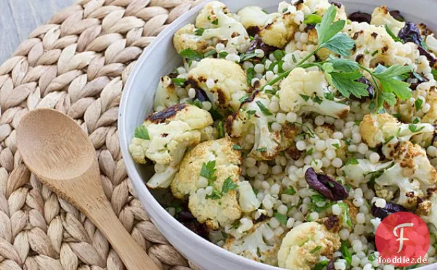 Warmer Blumenkohl & israelischer Couscous-Salat