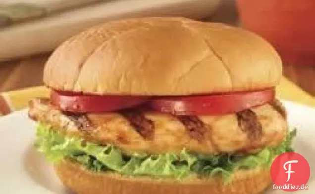 Süßes gegrilltes Hühnchen-Sandwich