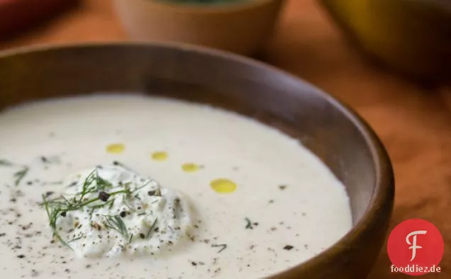 Geröstete Blumenkohlsuppe mit Dill Schlagsahne