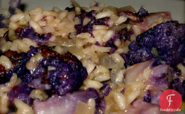 Risotto mit geröstetem lila Blumenkohl
