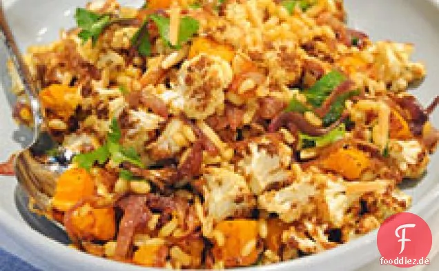 Kamut Berry Pilaw mit Butternut Squash und Blumenkohl