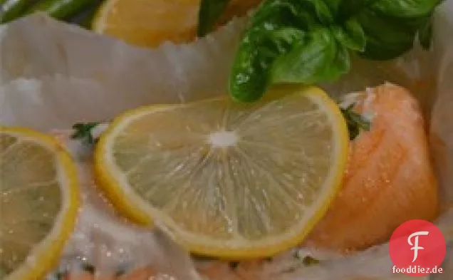 Pergament gebackener Lachs