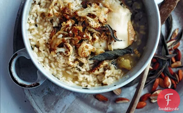 Gerösteter Blumenkohl, Salbei und Mandelrisotto
