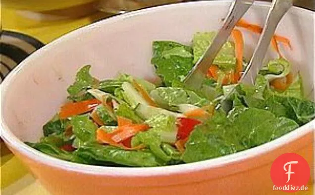 Ihr grundlegender geworfener Salat