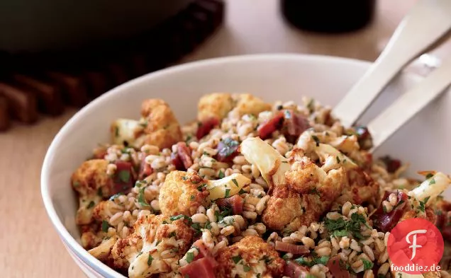 Farro-Salat mit gebratenem Blumenkohl und Schinken