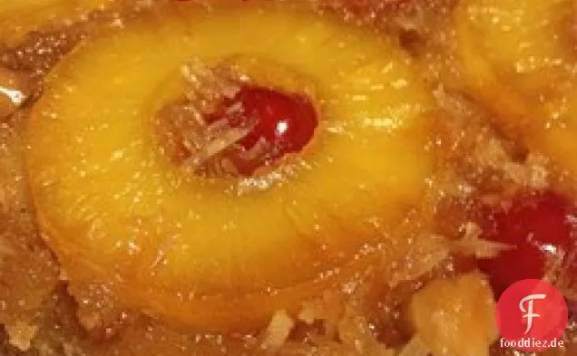 Hawaiianische Ananas auf den Kopf Kuchen