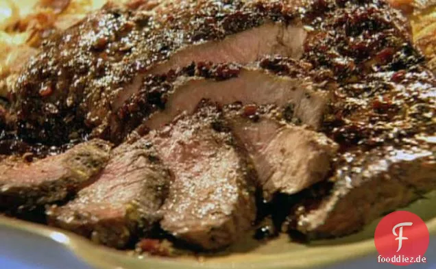 Johnny Garlic's gegrilltes Peppered Steak mit Cabernet Balsamico Sauce