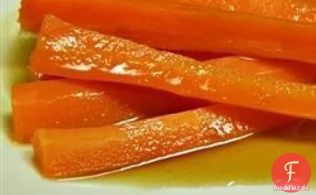 Amaretto-Sauce für Möhren
