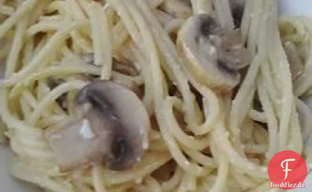 Knoblauch-Pilz-Nudeln