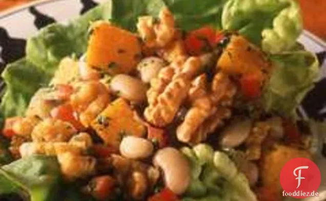 Black-eye Erbsen & Walnuss Salat Wraps