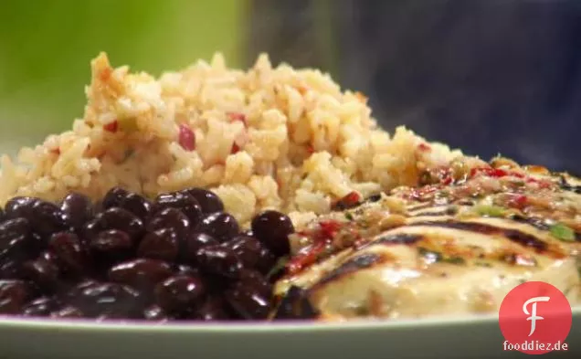 Salsa mariniertes Huhn mit mexikanischem Reis