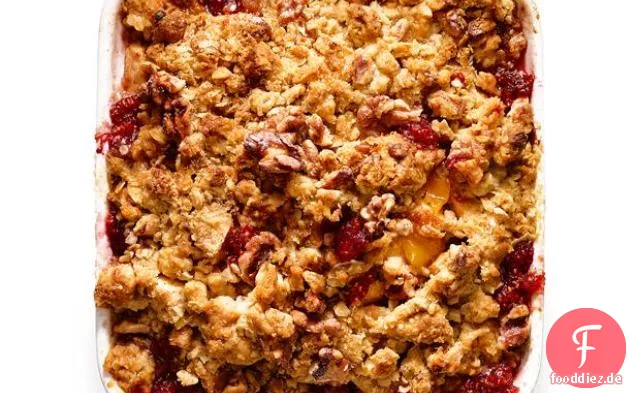 Apfel-Himbeer-Crumble mit Hafer-Walnuss-Topping