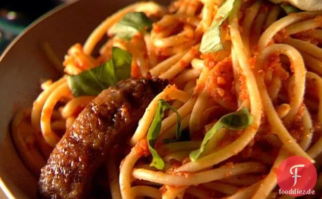 Bucatini Marinara mit Wurst