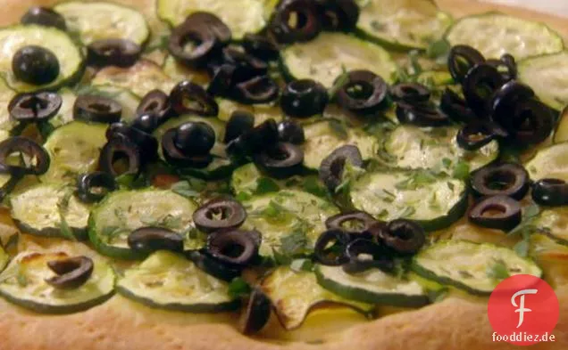 Zucchini und Oliven Fladenbrot