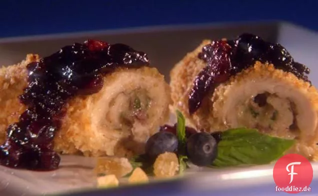 Chicken Cordon Bleu Roll-Ups mit Ingwer 'n' Spice Heidelbeer-Chutney