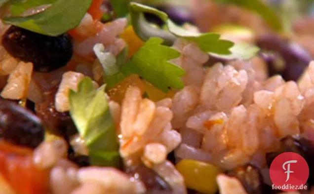 Salsa-Reis mit Schwarzen Bohnen und Mais