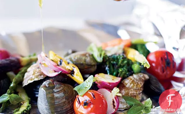 Gegrillte Schalentiere und Gemüse al Cartoccio