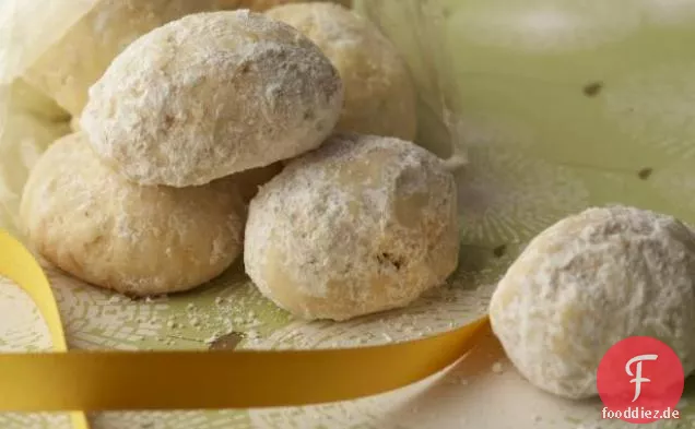 Kourabiedes (Griechenland): Walnuss-Zuckerkekse