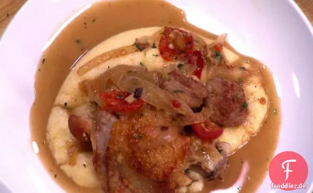 Huhn Scarpiello mit weichen Parmigiano Polenta