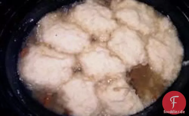 Slow Cooker Truthahnsuppe mit Knödeln
