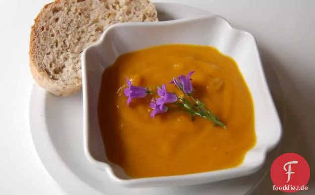 Gerösteter Butternut Squash & Kichererbsensuppe Rezept