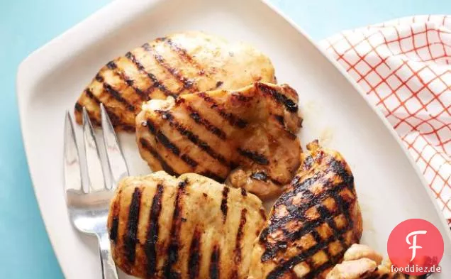 Honig Senf und rote Zwiebel gegrilltes Huhn