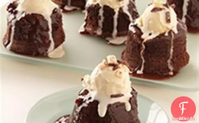 Individuelle Schokoladen-Pfefferminz-Lava-Kuchen