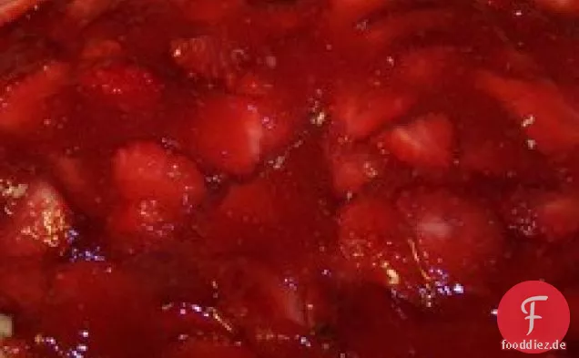 Frische Erdbeer-Mandelkuchen