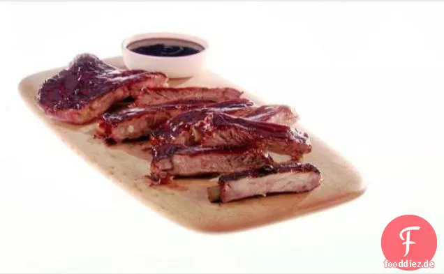 Süße und klebrige Schweinerippchen