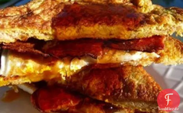 Französisches Ei-Speck-Sandwich