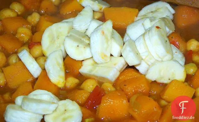 Kürbis-, Bananen- und Kichererbsen-Curry