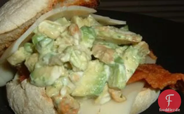 Cashew-Avocado-Hühnersalat