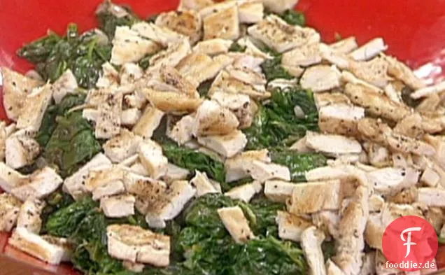 Warm gehacktes Huhn Picatta Spinat Salat
